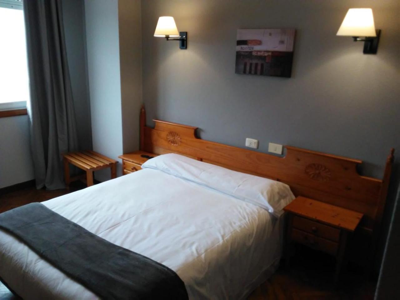 Hostal San Telmo Туй Екстер'єр фото